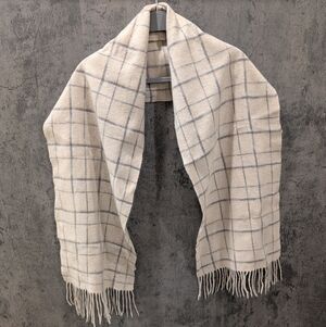 Like New! Pure Cashmere Plaid Scarf